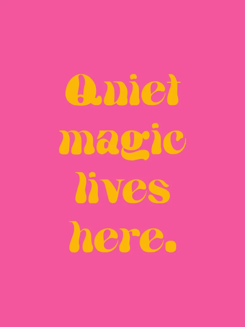 Quite magic lives here. pellicola backlit da Fraysein Design
