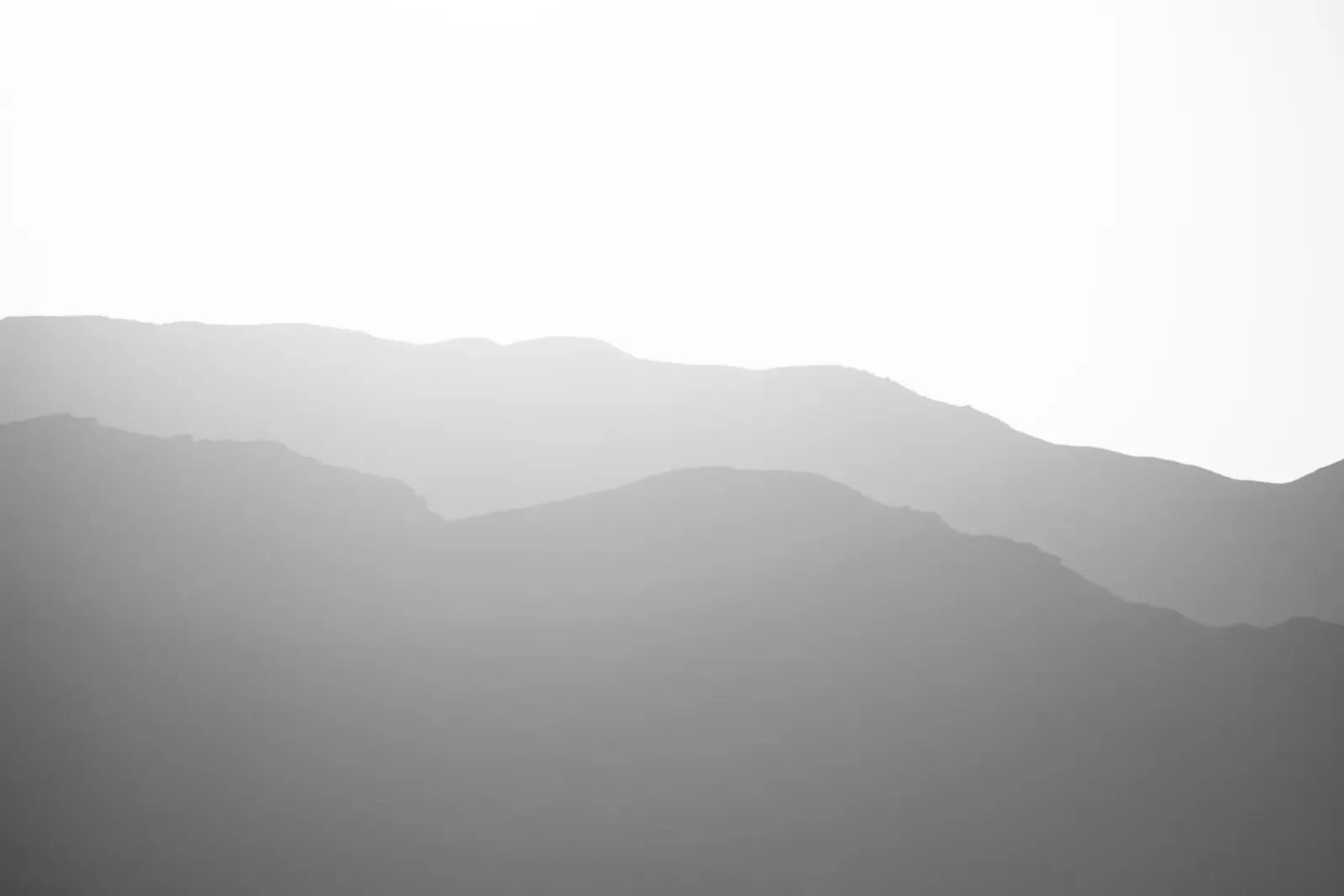 Mountains of Eilat #3 poster con telaio in alluminio da Tal Paz-Fridman