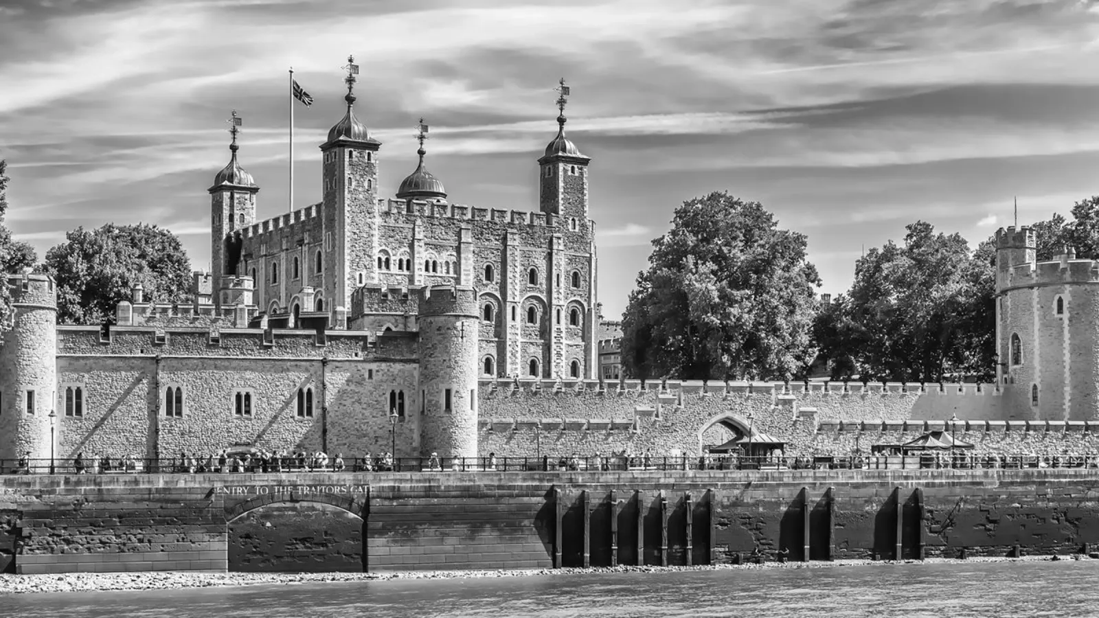 Monocromatore Torre di Londra nel panorama poster con telaio in alluminio da Melanie Viola