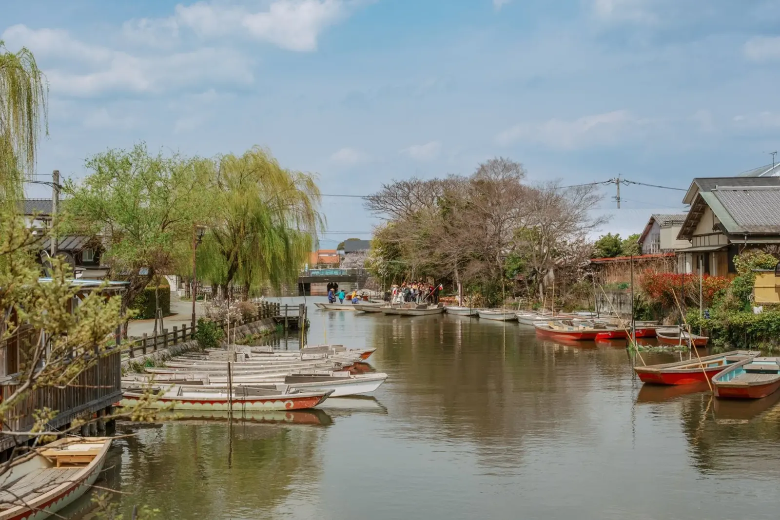 Porto canale a Yanagawa, Giappone poster con telaio in legno da Marcel Bisig