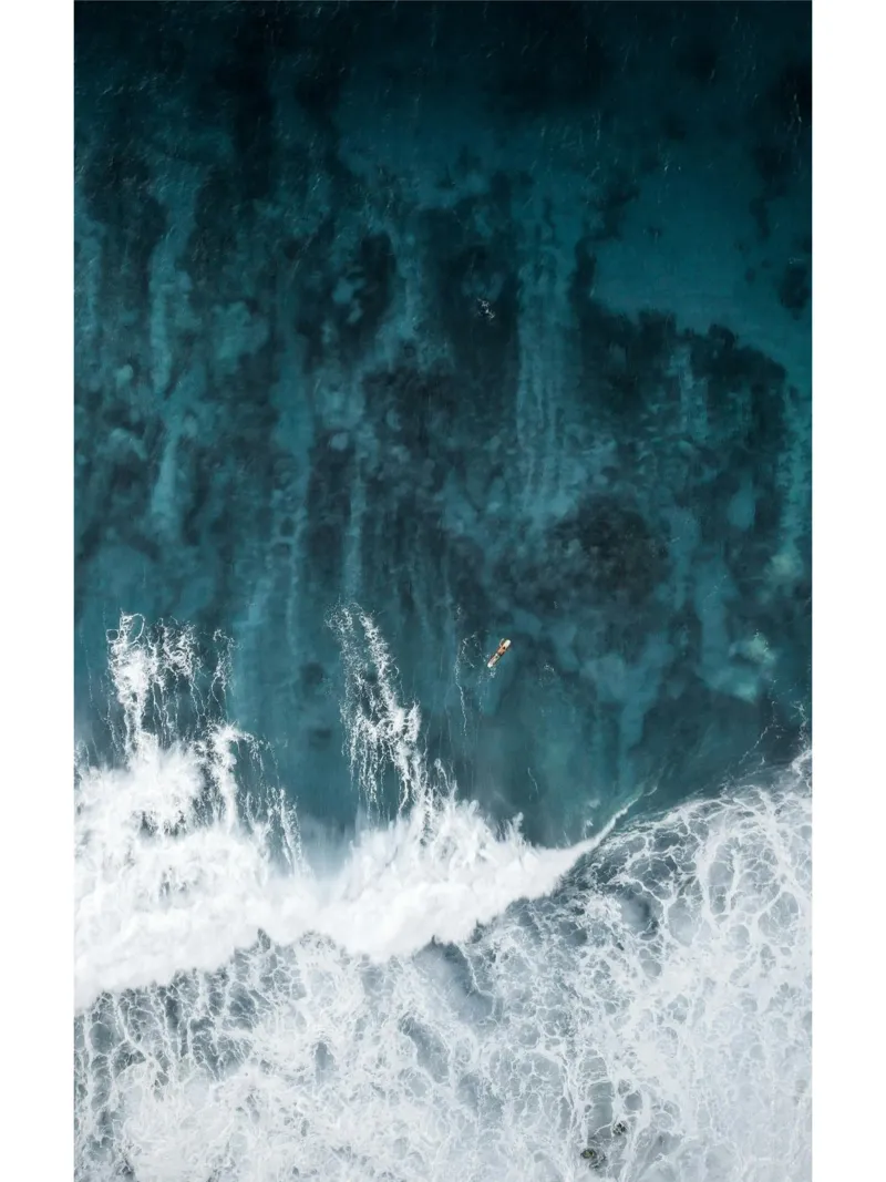 Ansicht Meer Leinwand mit Schattenfugenrahmen von Joshua Holmes