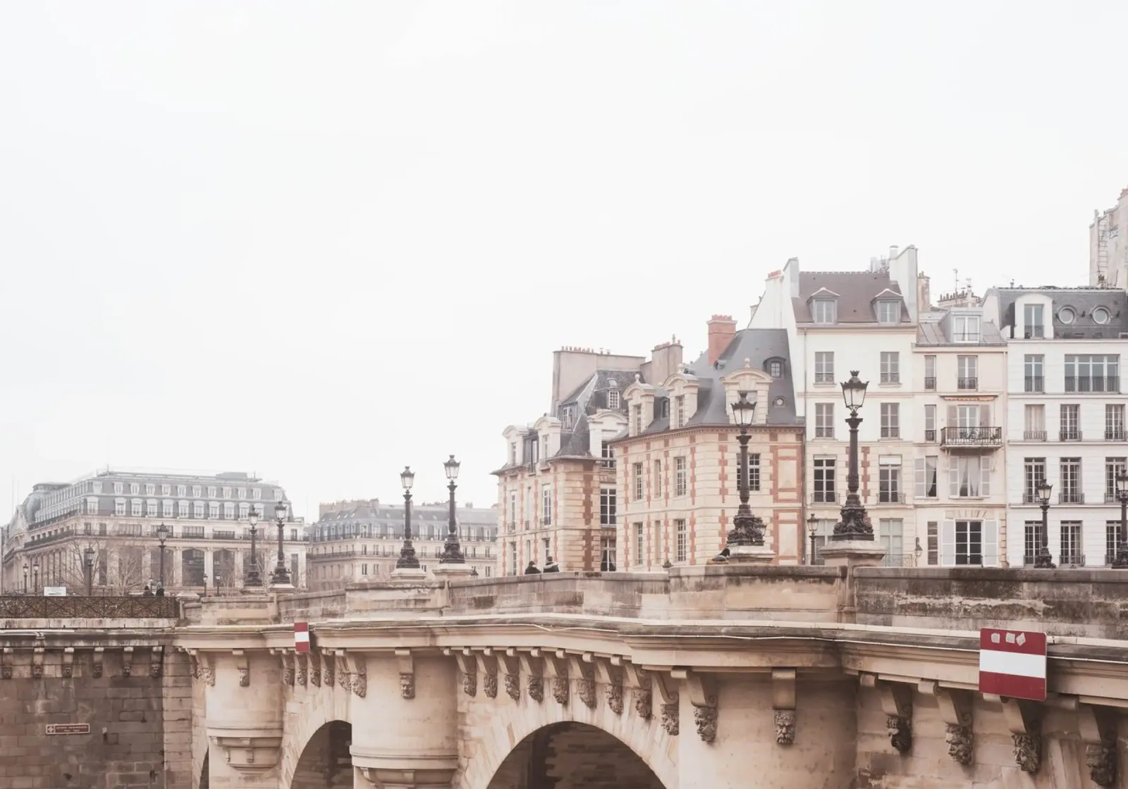Paris Bridge poster con telaio in plastica da GraceDigitalArtCo