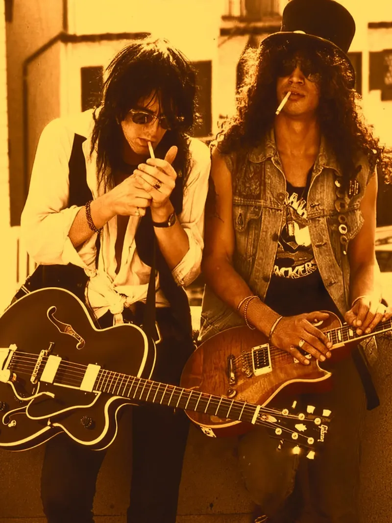 Slash and Izzy poster con telaio in alluminio da Musadad Shop