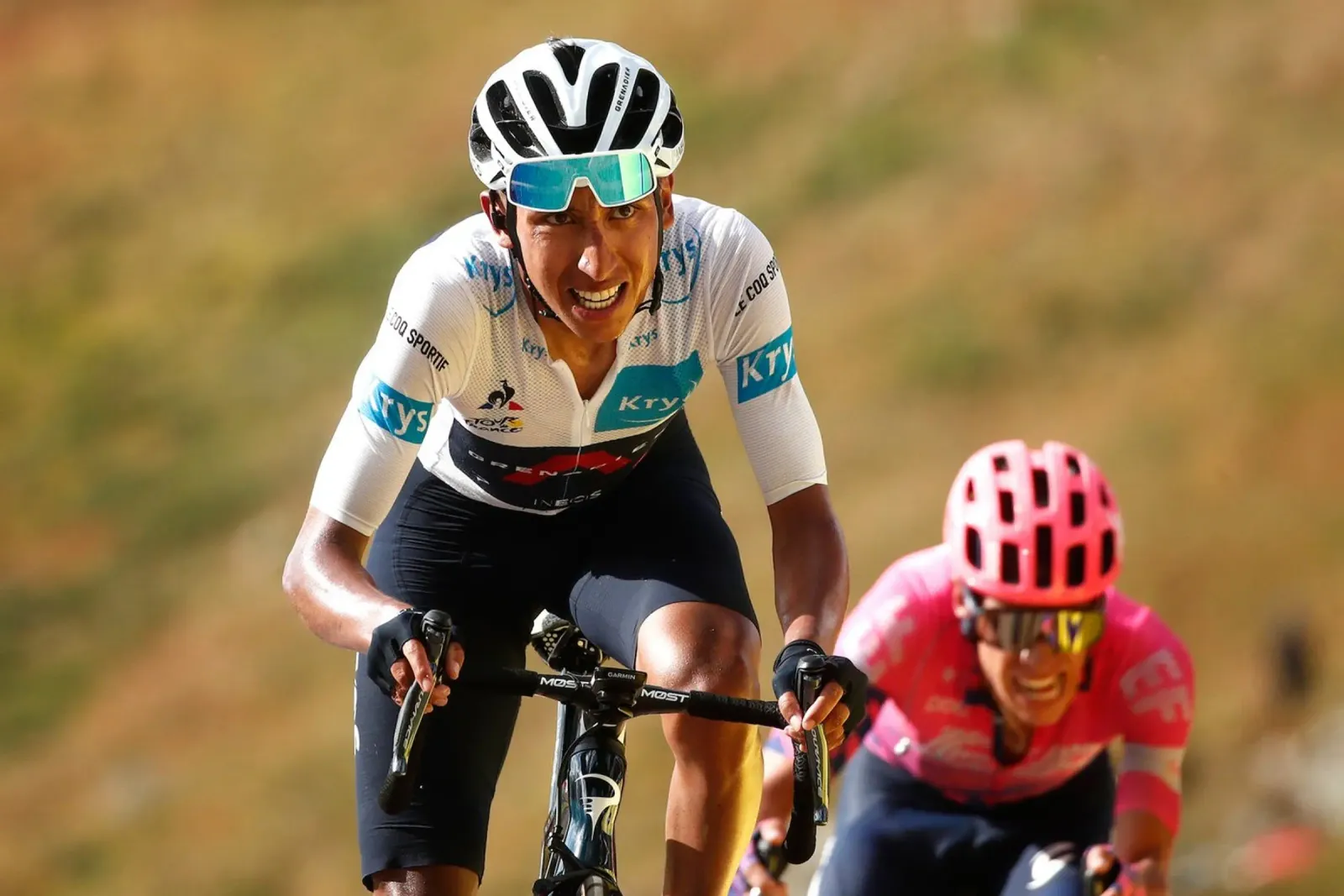 Re Egan Bernal poster con telaio in legno da SPECIAL SHOP GENTHO UK