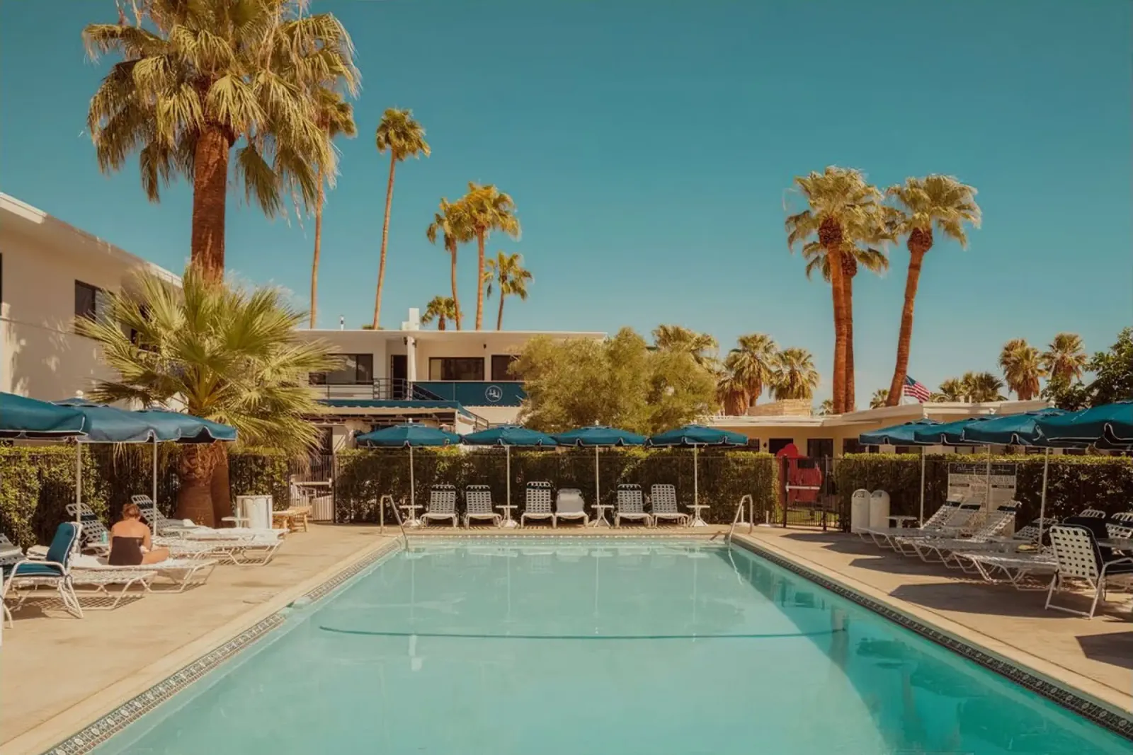 Palm Springs Desert Pool tela con Cornice a cassetta da robertmotoiart