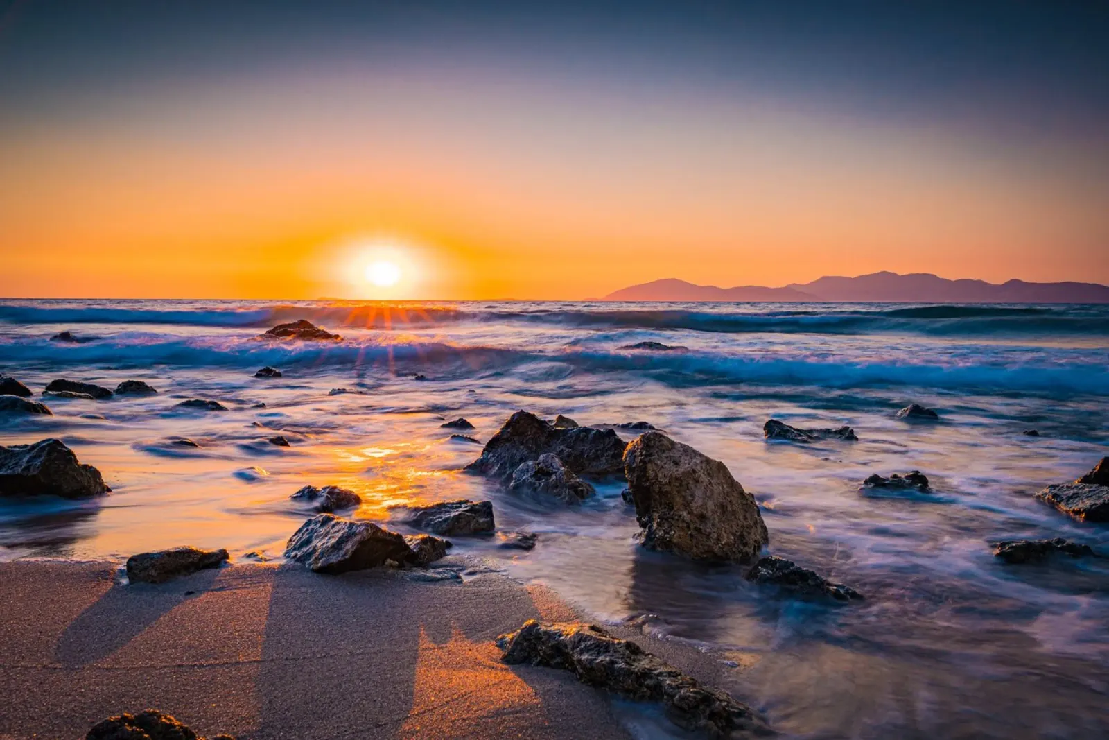 Sunset on the Mediterranean canvas with Floater frame by Marcus Beckert | Fotografie
