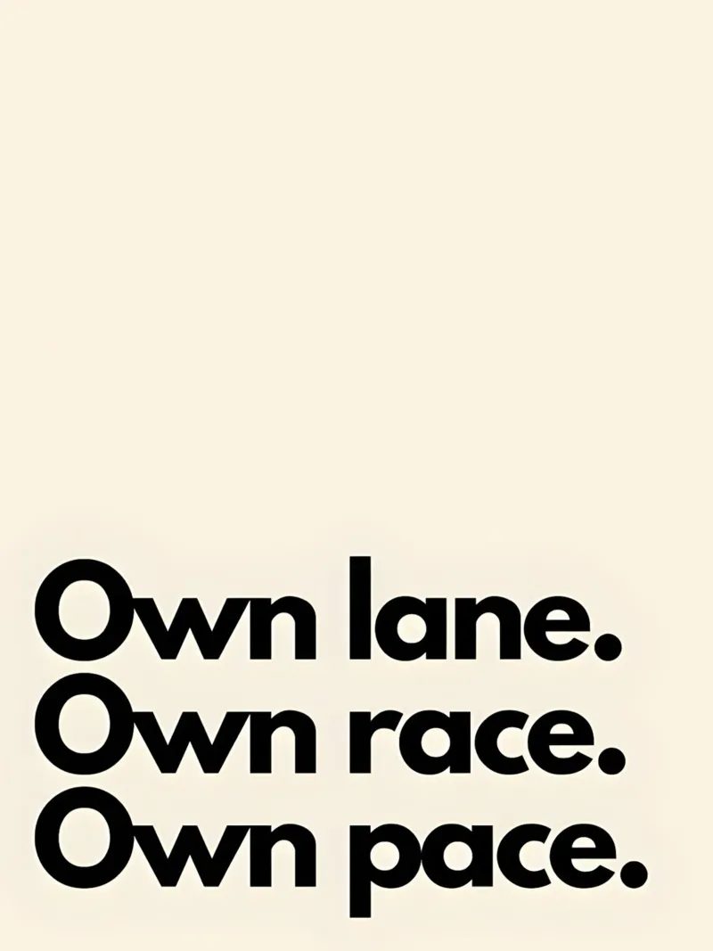"Own lane. Own race. Own pace." poster con telaio in legno da Type & Tape
