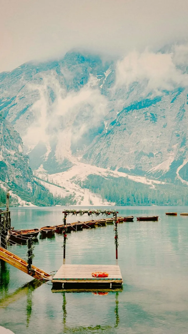 wild lake calm poster con telaio in legno da lily