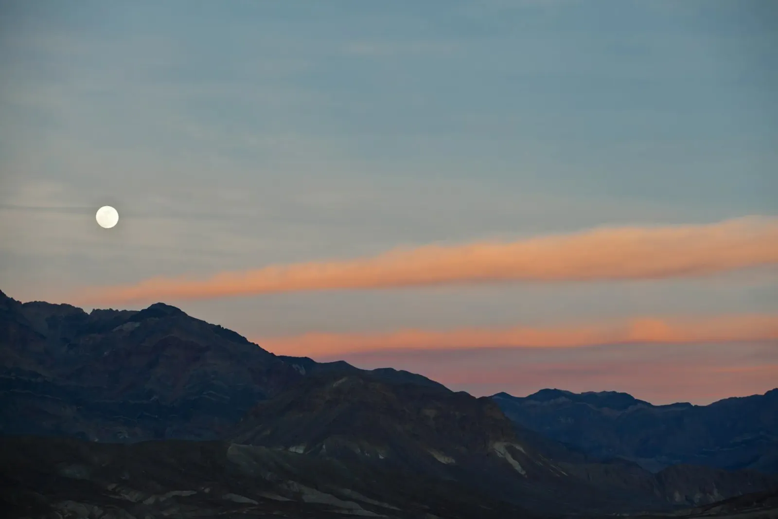 Luna piena sulla Valle della Morte alluminio dibond da Marc Gruninger