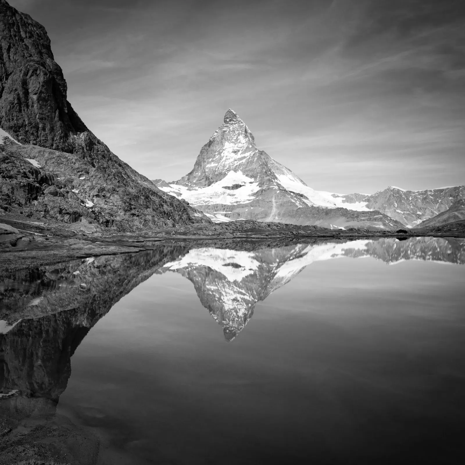 Matterhorn poster met kunststof frame van Marc Gruninger