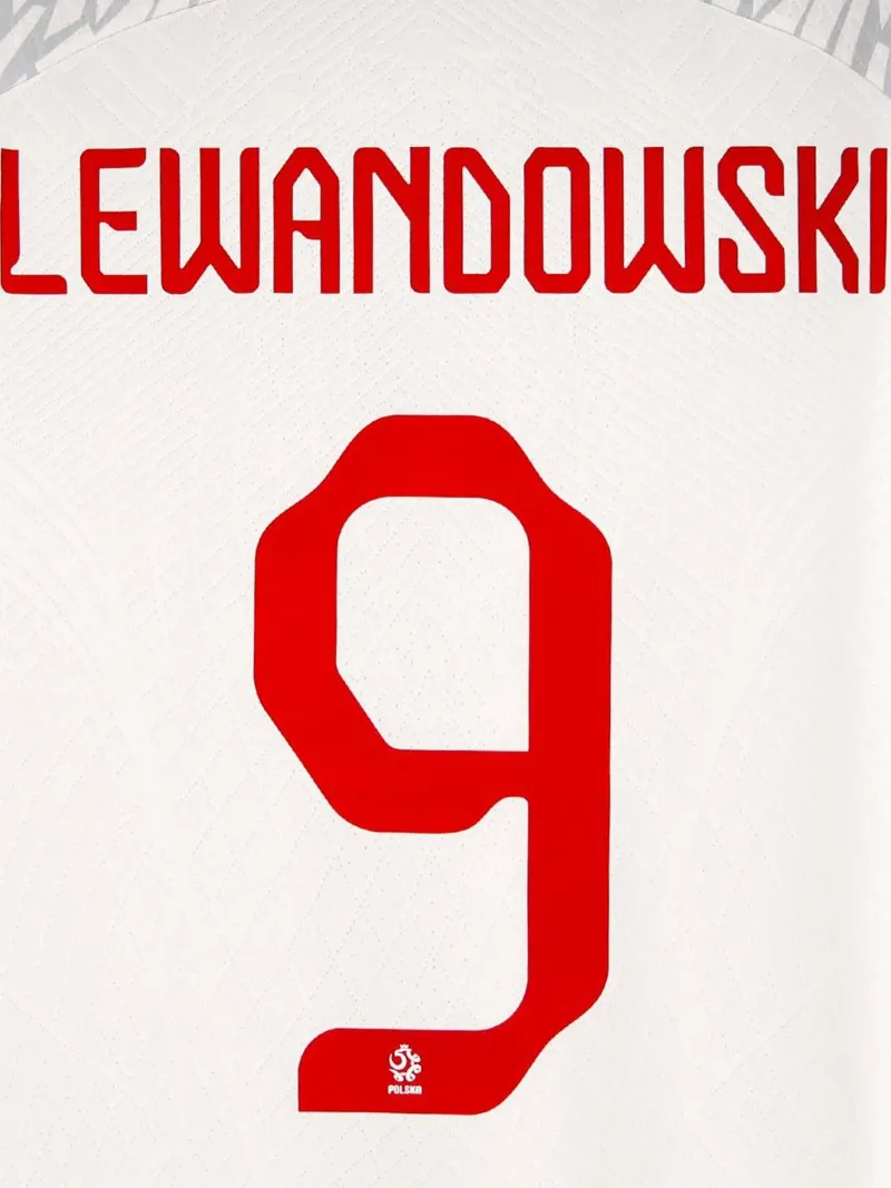 Robert Lewandowski Polen Nationaal Elftal Trui Nummer 9 canvas met Baklijst van dark eagle
