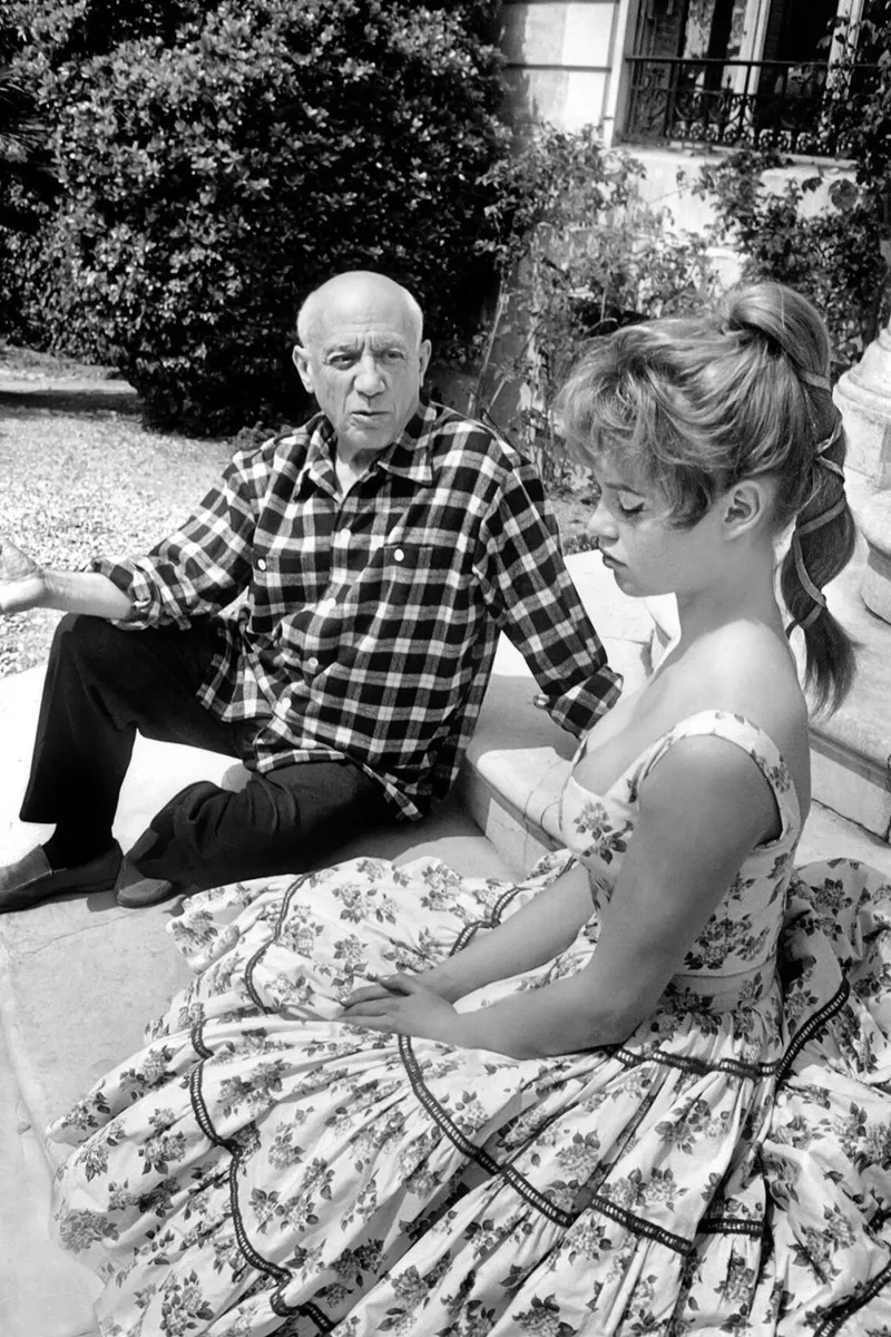 Brigitte Bardot e Pablo Picasso, 1956 poster da Linda Richardson