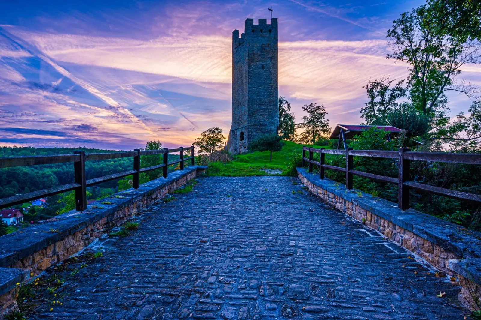 Rovine del castello di Tautenburg poster con telaio in plastica da Marcus Beckert | Fotografie