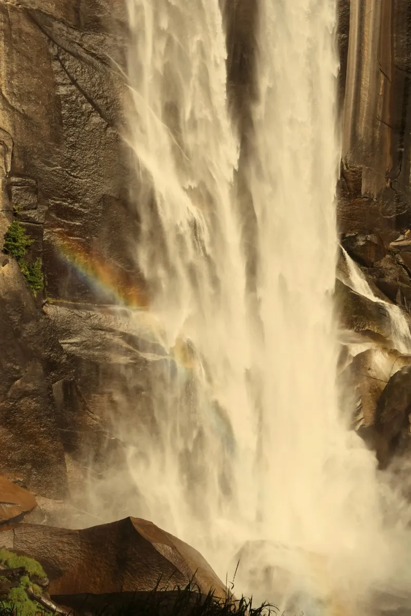 cascata tela con Cornice a cassetta da Earthly Visions