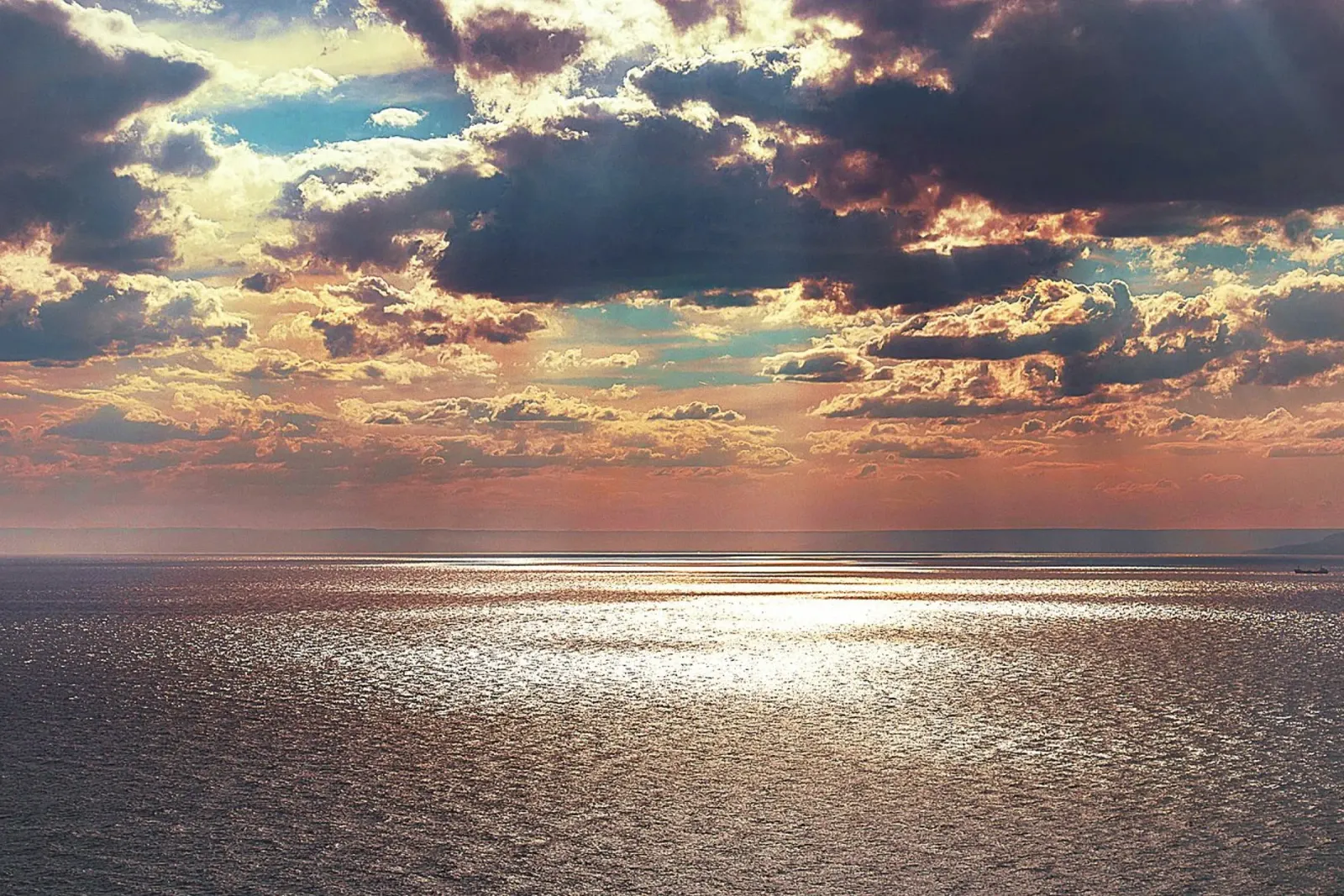 Stralende Zonsondergang Gloed op Zee - Ocean Photography Print canvas met Baklijst van jay