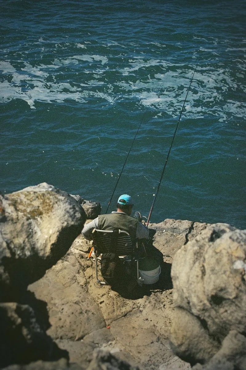Pescatore poster con telaio in legno da Mane