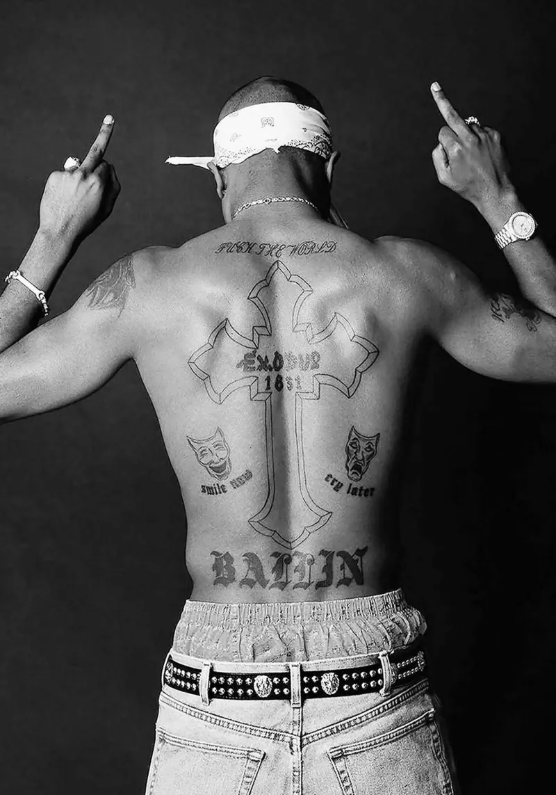 Tatuaggio di Tupac poster con telaio in plastica da April Lewis