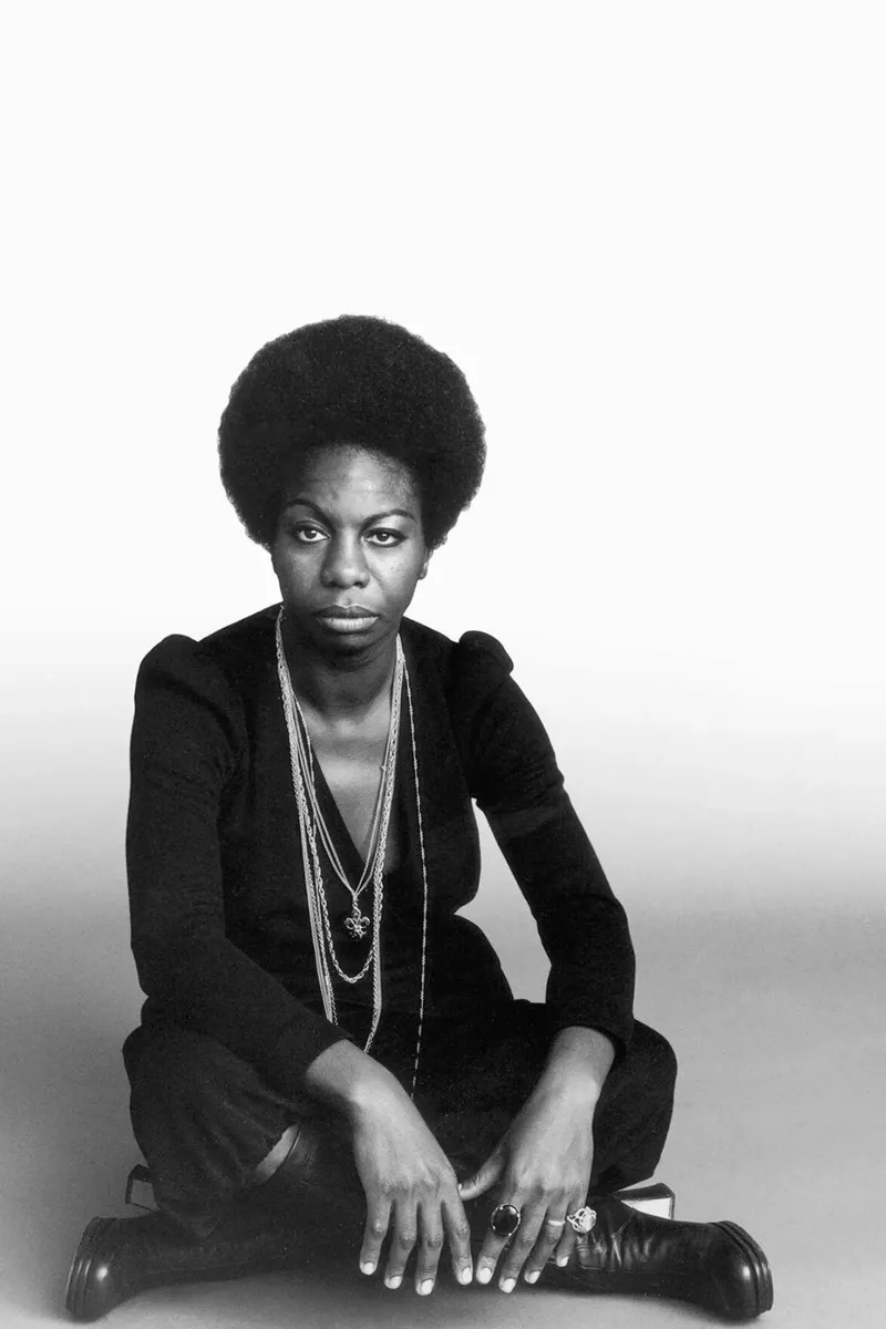 Nina Simone pellicola backlit da April Lewis