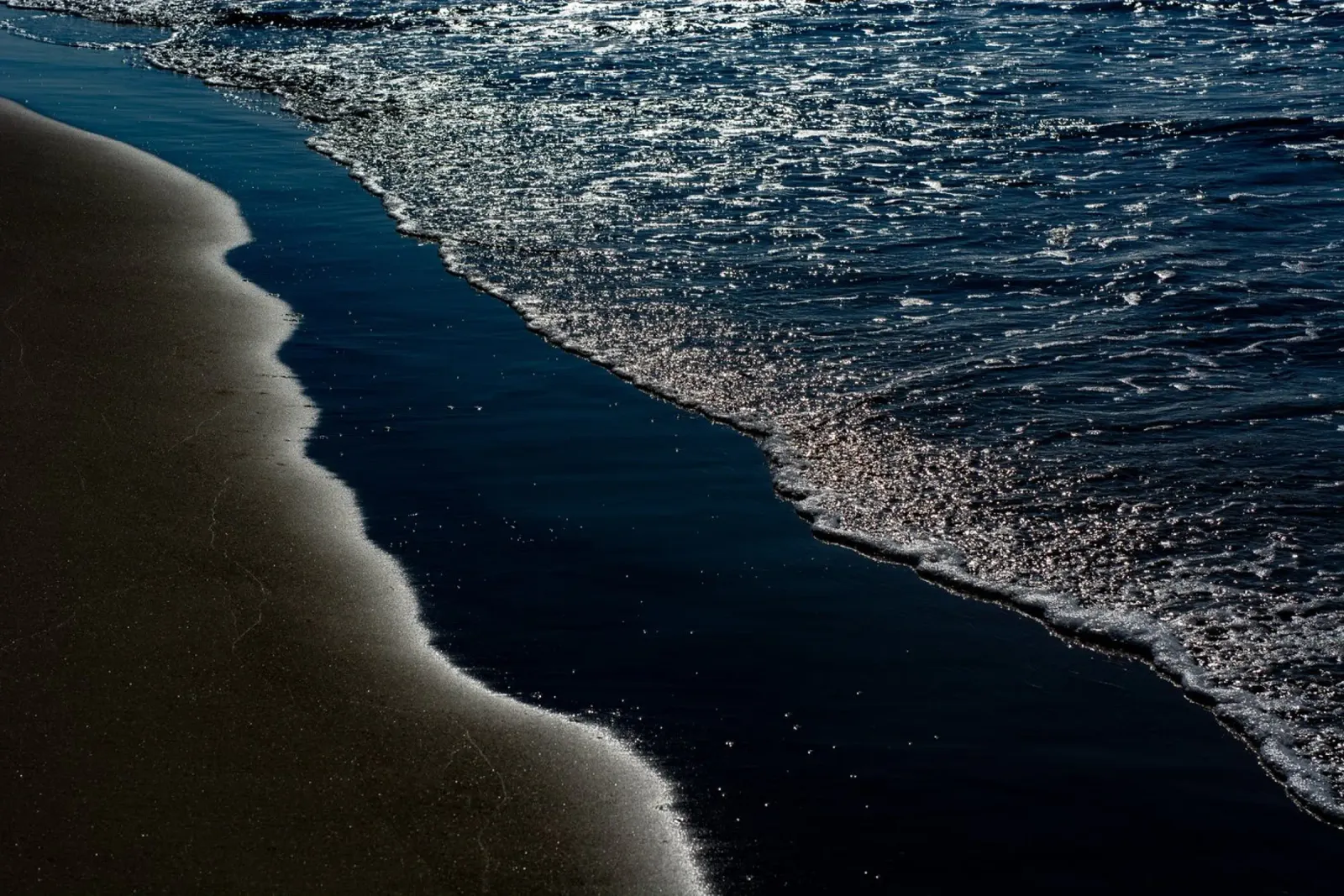 Mare #4 pellicola backlit da Tal Paz-Fridman
