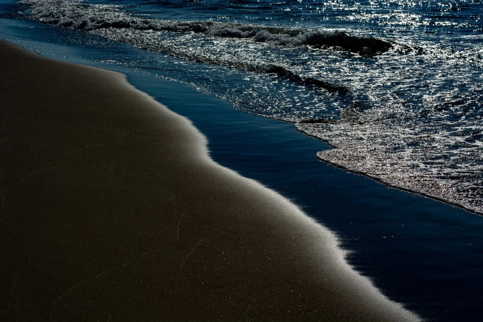 Mare #6 pellicola backlit da Tal Paz-Fridman