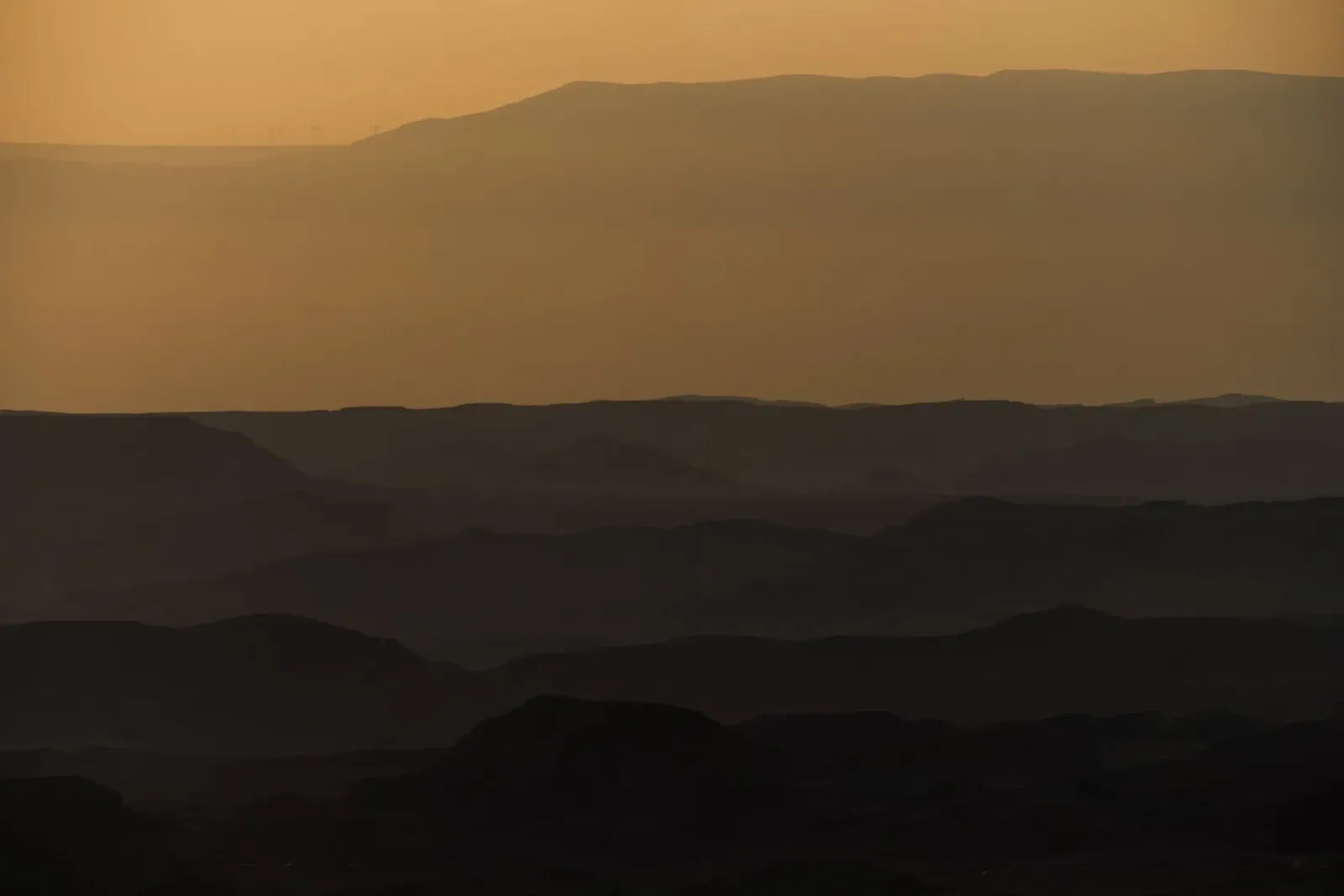 Alba sul cratere Ramon #2 plexiglass da Tal Paz-Fridman