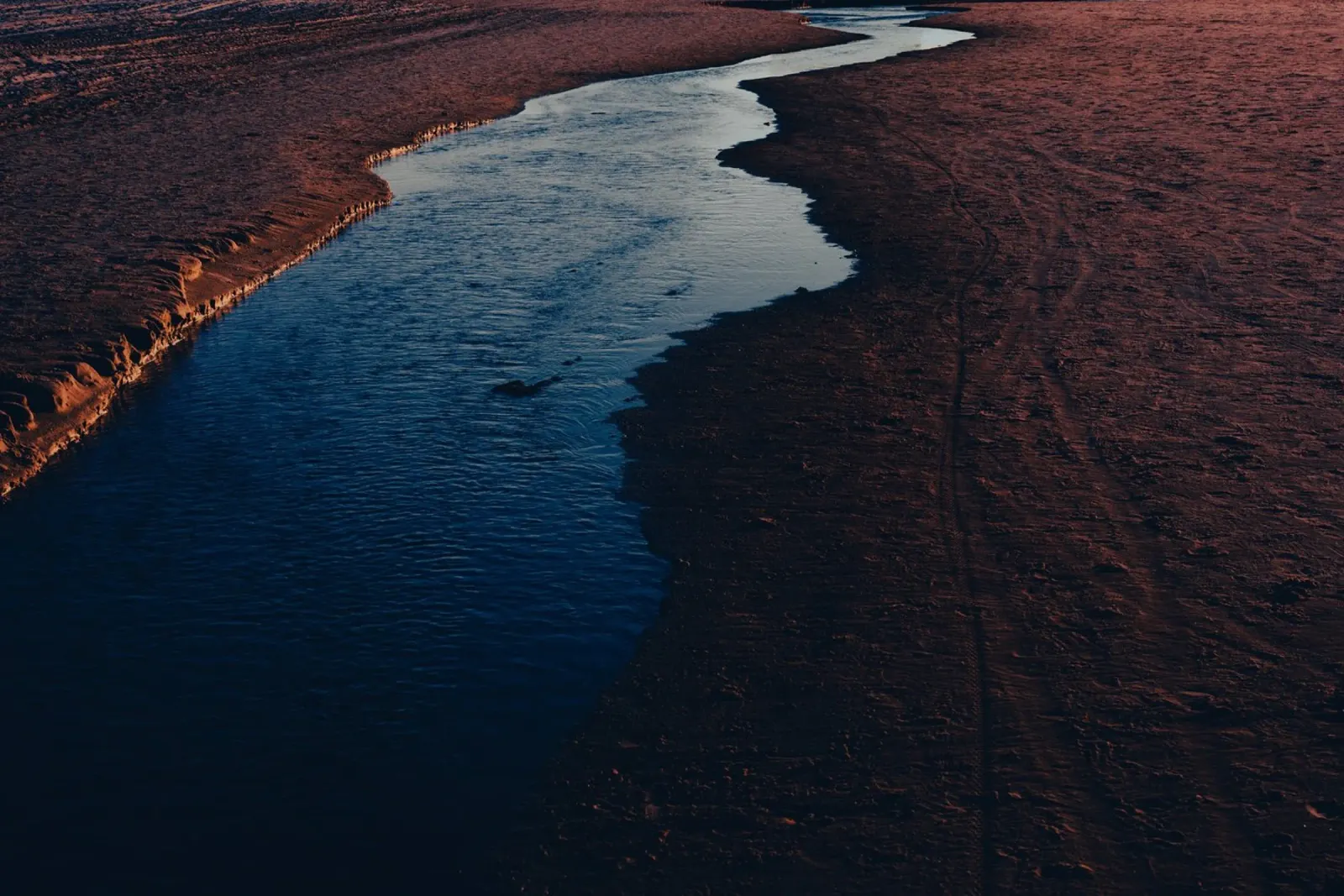 Fiume scuro IV carta hahnemühle da Tal Paz-Fridman