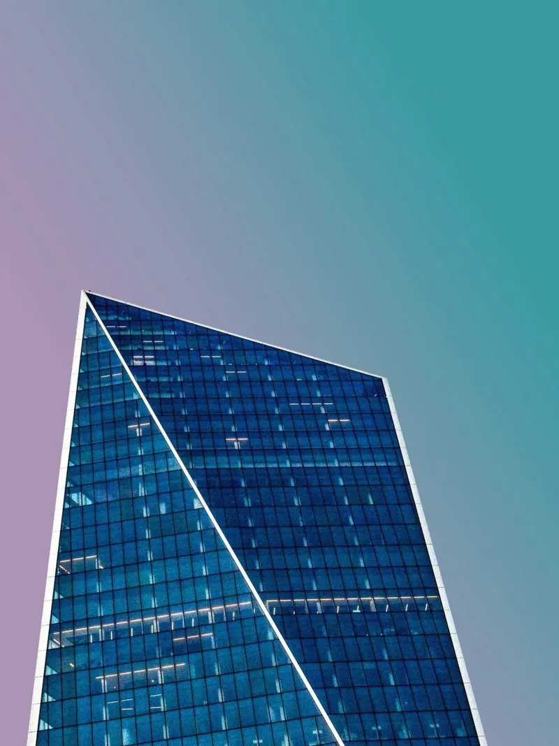 high architecture in gradient sky pellicola backlit da Keyn