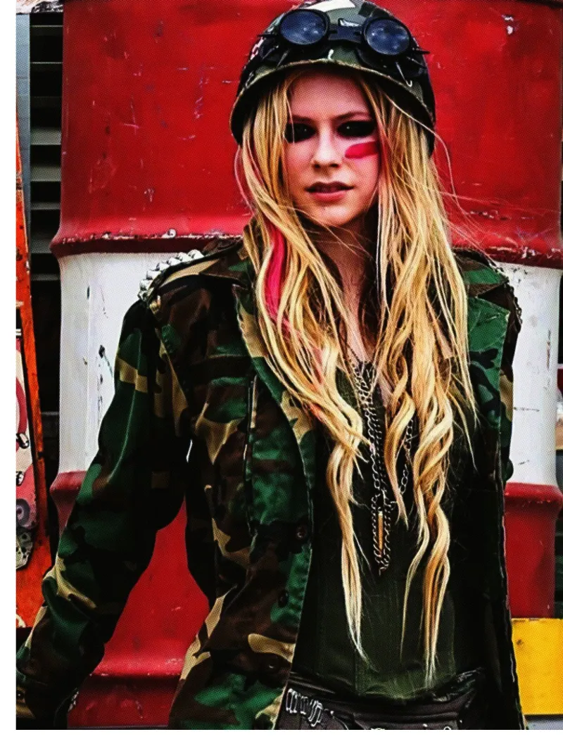 Avril Lavigne Army plexiglass da Torres 9
