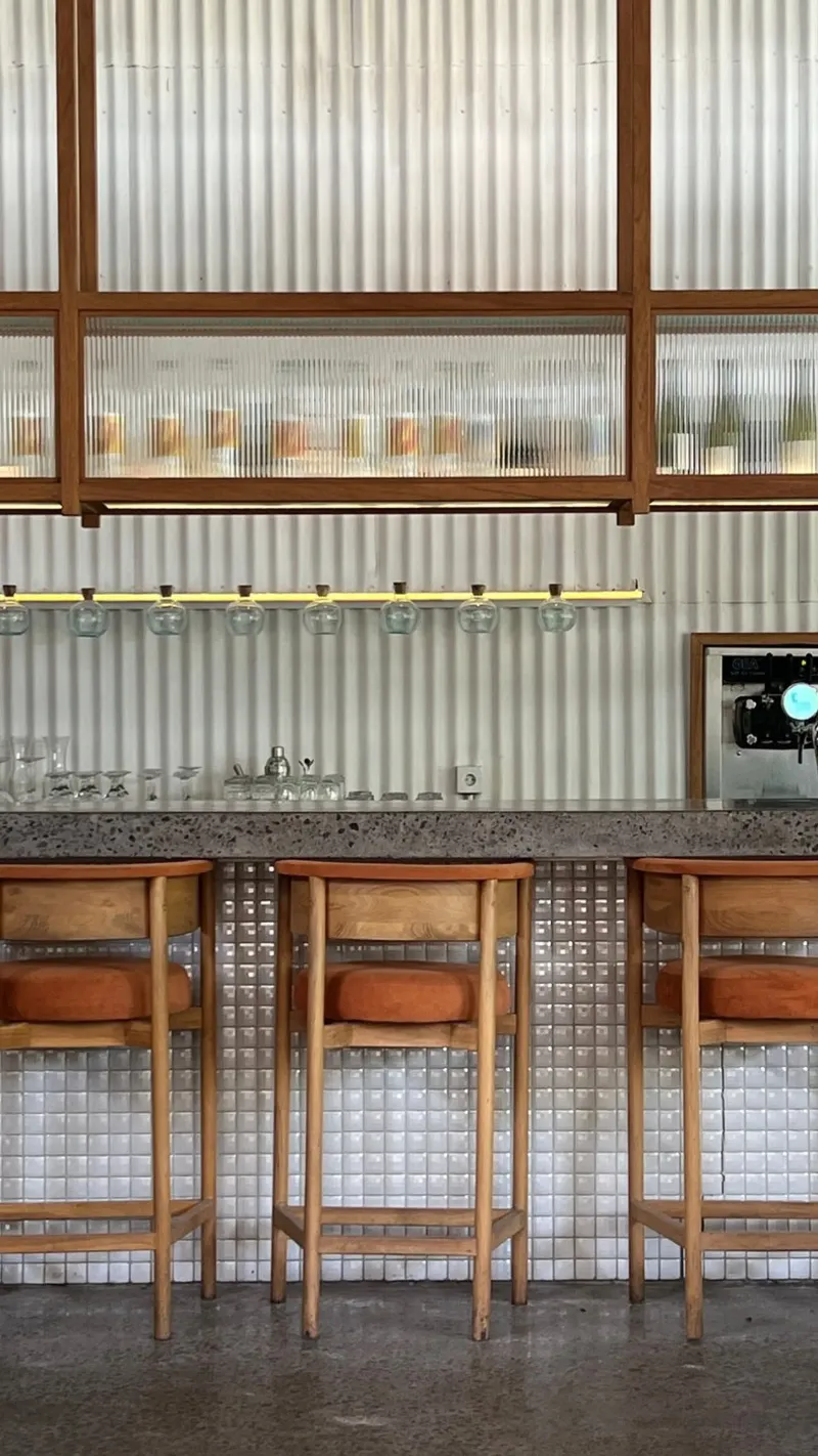 Minimalist Bar Vibes carta hahnemühle da yonamuhr