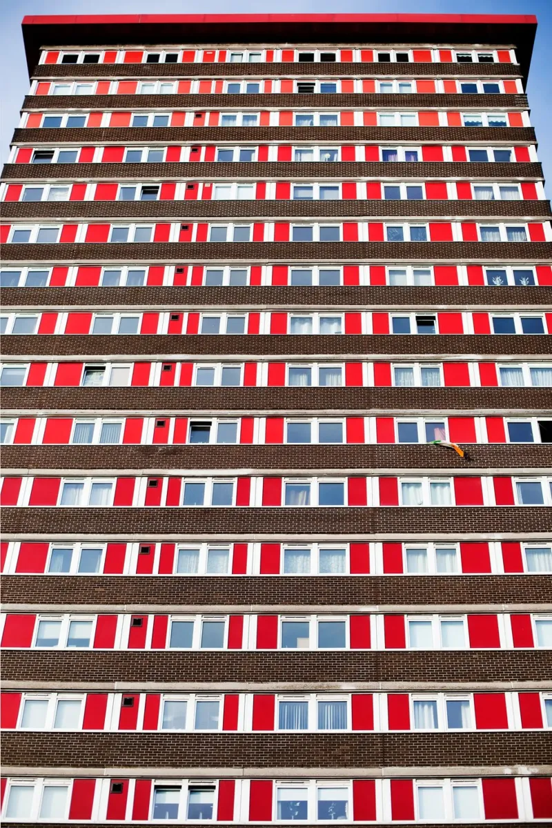 Struttura residenziale in Irlanda del Nord, Belfast pellicola backlit da Simon Koy