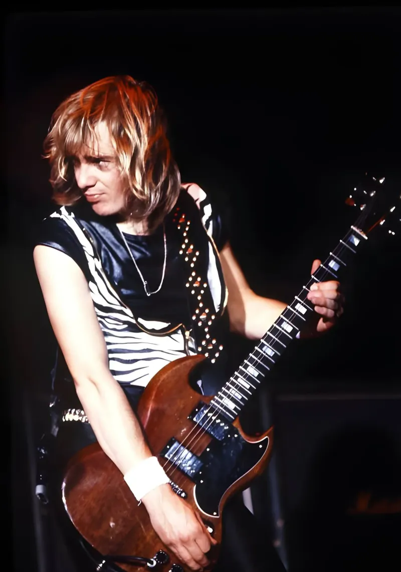 Adrian Smith carta hahnemühle da The Poster Hub
