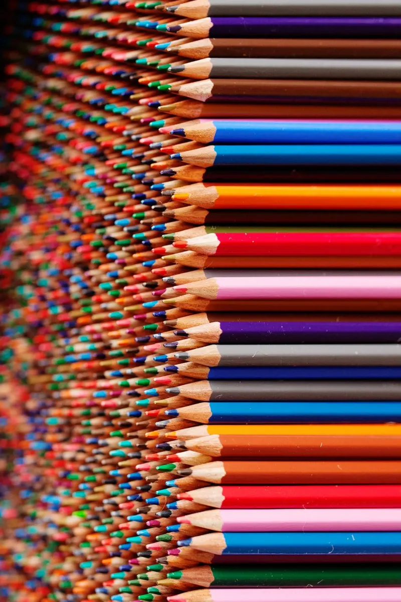 Mi piace dipingere con le matite colorate carta hahnemühle da Simon Koy