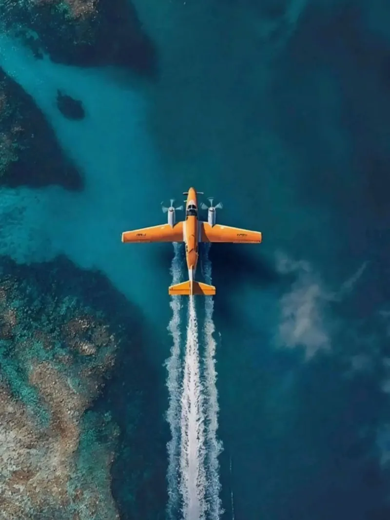 plane slide on water pannello forex da Fost