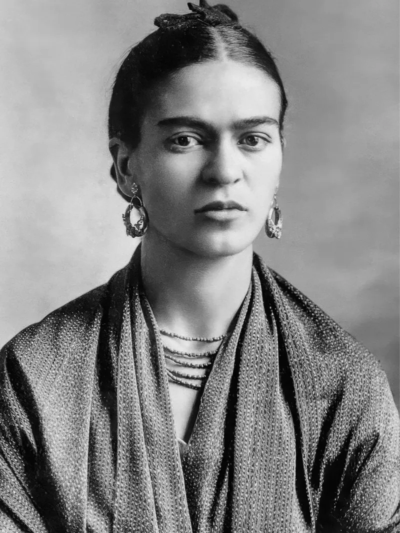 Lo sguardo intensamente espressivo di Frida Kahlo alluminio dibond da blacsteel