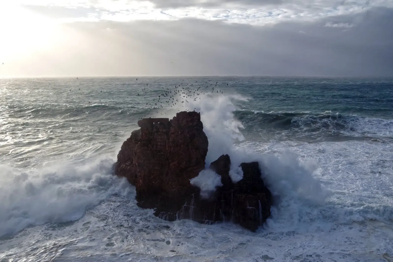 Rugged Atlantic coast off Portugal pellicola backlit da Fjöllart