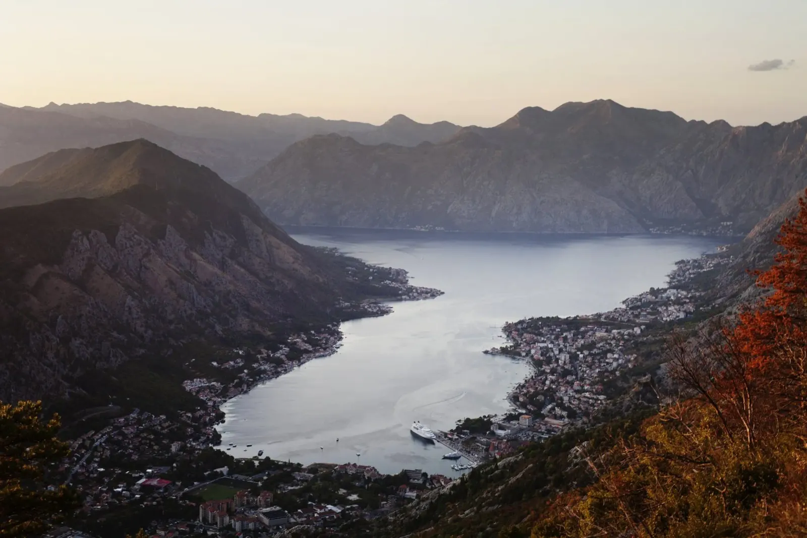 Baia di Kotor, Montenegro plexiglass da atmospheric pictures