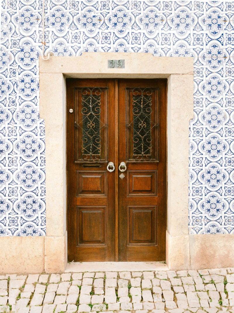 Porte d'Ericeira - Photographie de voyage au Portugal poster de Raisa Zwart Photography
