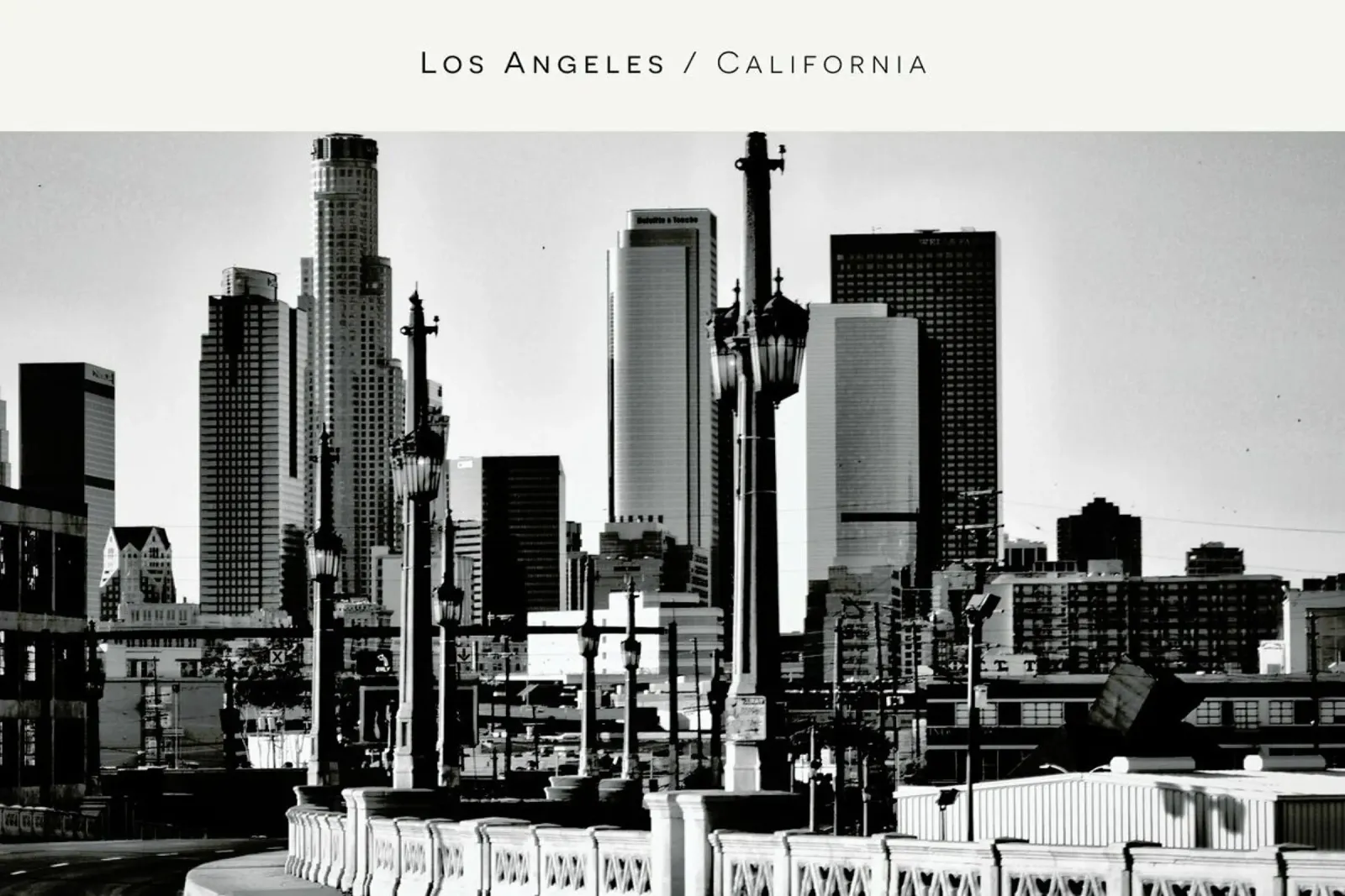 Los Angeles B&W pellicola backlit da In Full Color