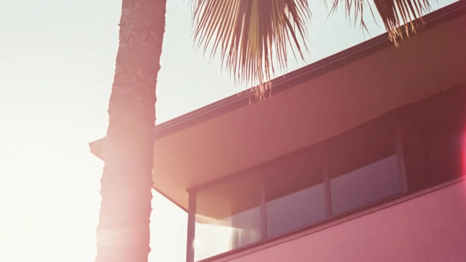 44 Leinwand von Pink California | Affiches & Posters
