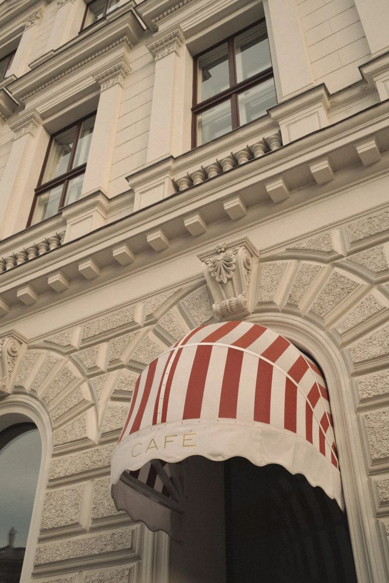 vienna cafe Poster von friedalovesemil