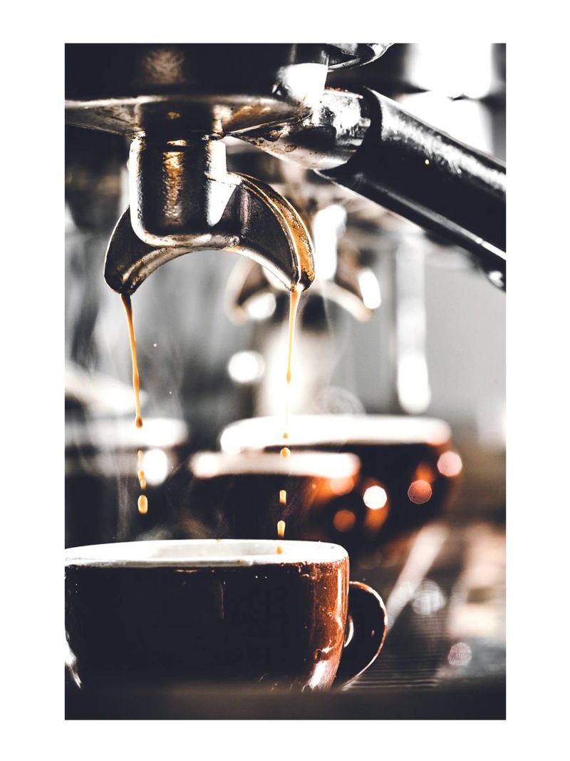Kaffeegenuss – Stimmungsvolle Espresso Poster von Whole©
