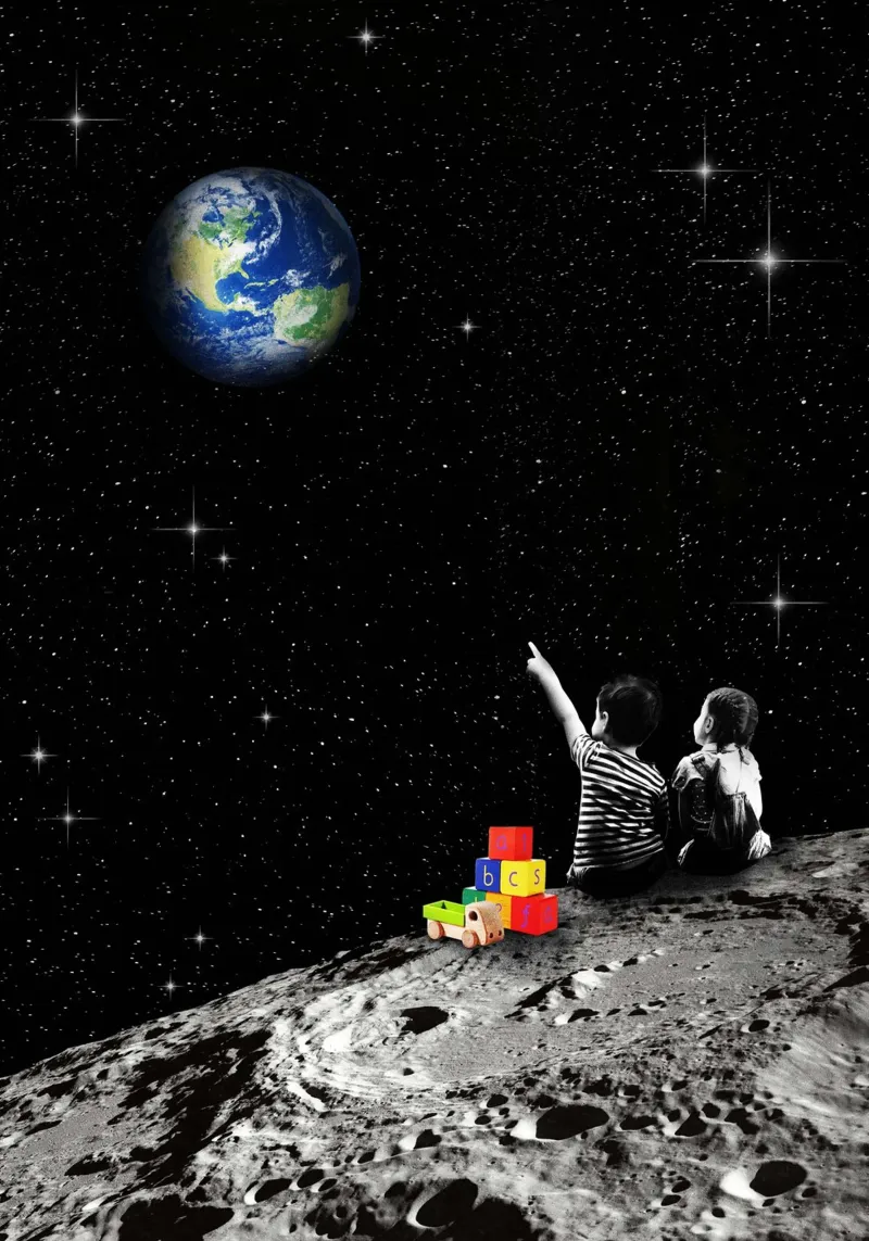 Together From The Moon poster con telaio in plastica da Dikhotomy