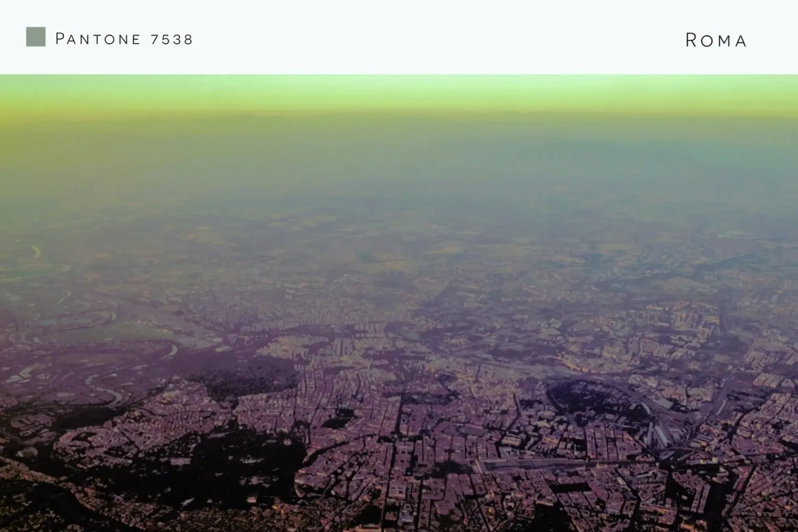 Roma Pantone 7538 poster con telaio in legno da In Full Color