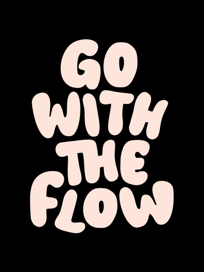 Go With The Flow Rustgevend Typografie Ontwerp canvas van THE MOTIVATED TYPE