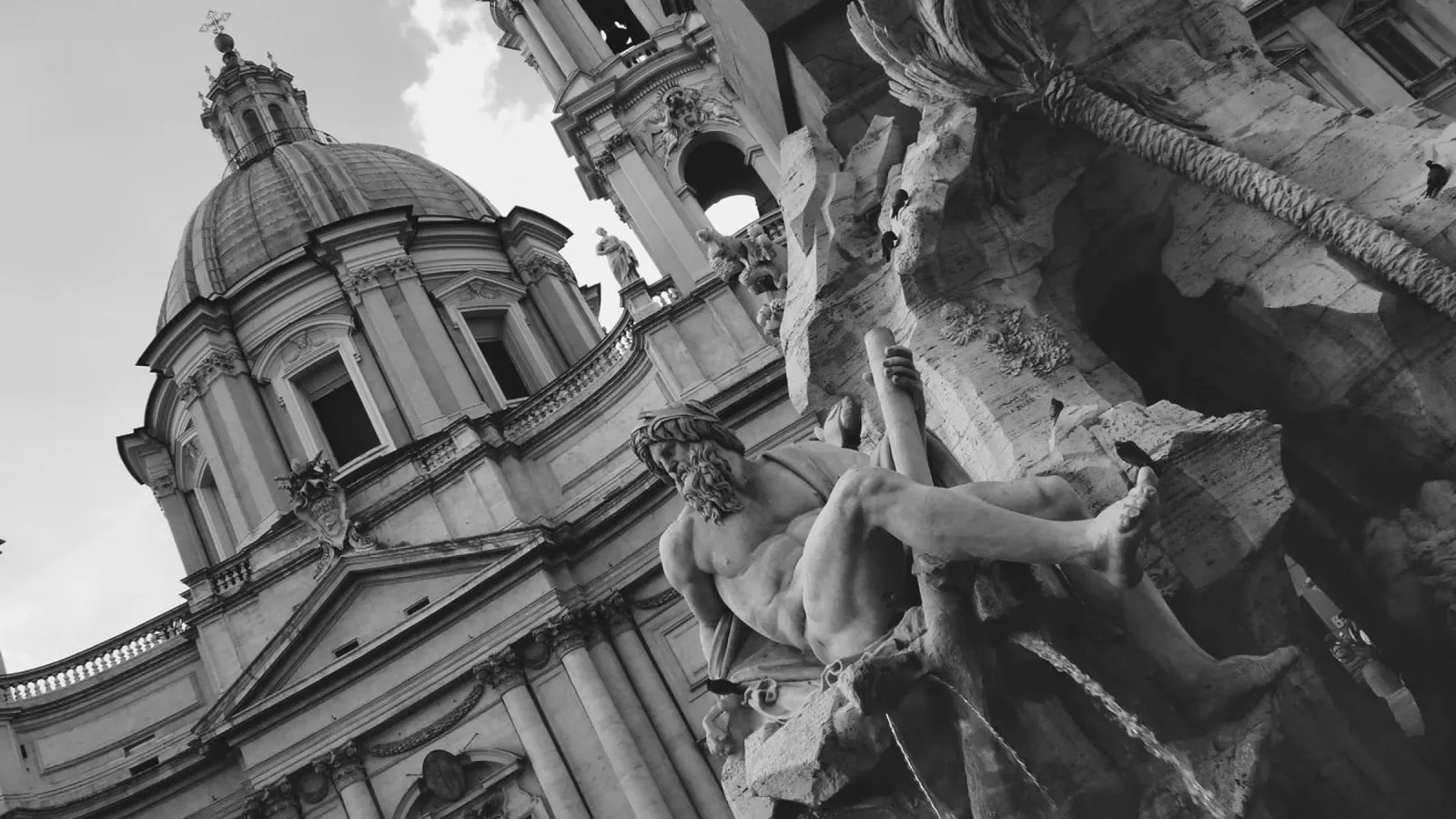 Fontana dei Fiumi: Stunning Statue at Piazza Navona, Rome poster con telaio in alluminio da Ben & Clo creations