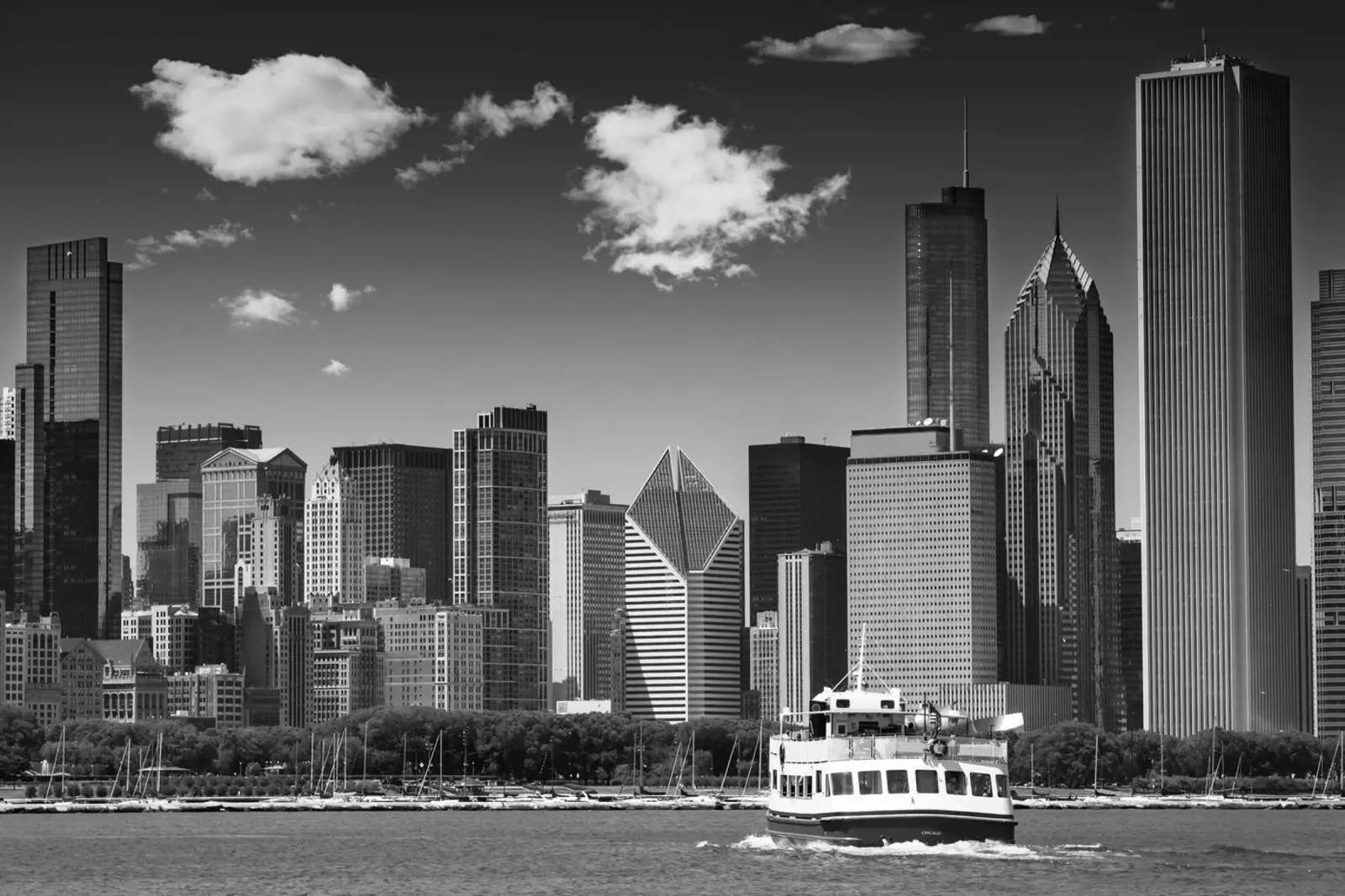 Skyline di CHICAGO | Monocromatico poster con telaio in plastica da Melanie Viola