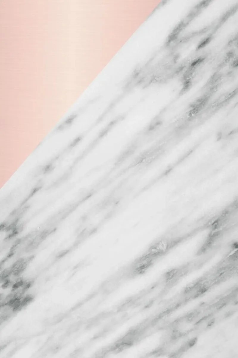 Real Italian Marble and Pink poster con telaio in alluminio da cafelab