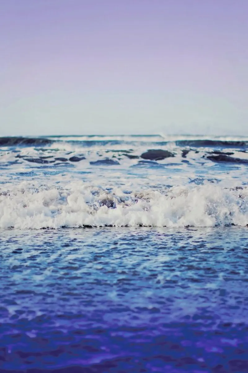 Indigo Waves pellicola backlit da Leah Flores