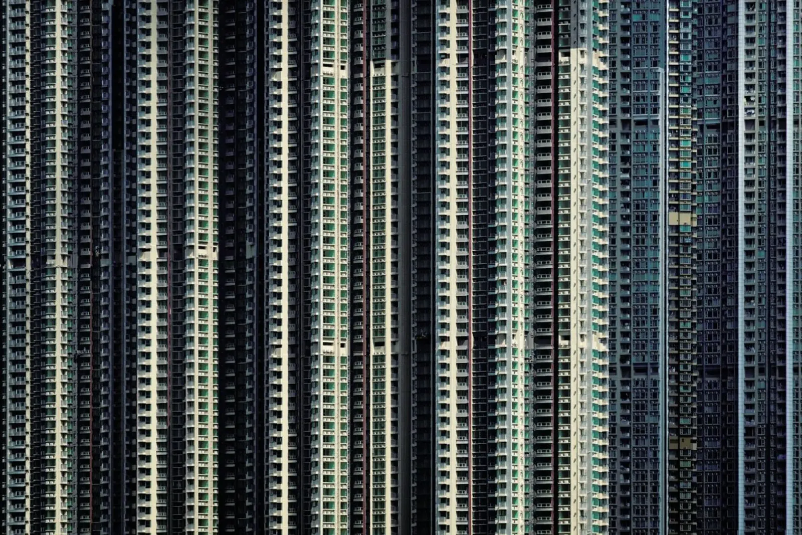 Propinquity Hong Kong 6 pellicola backlit da Simon Butterworth