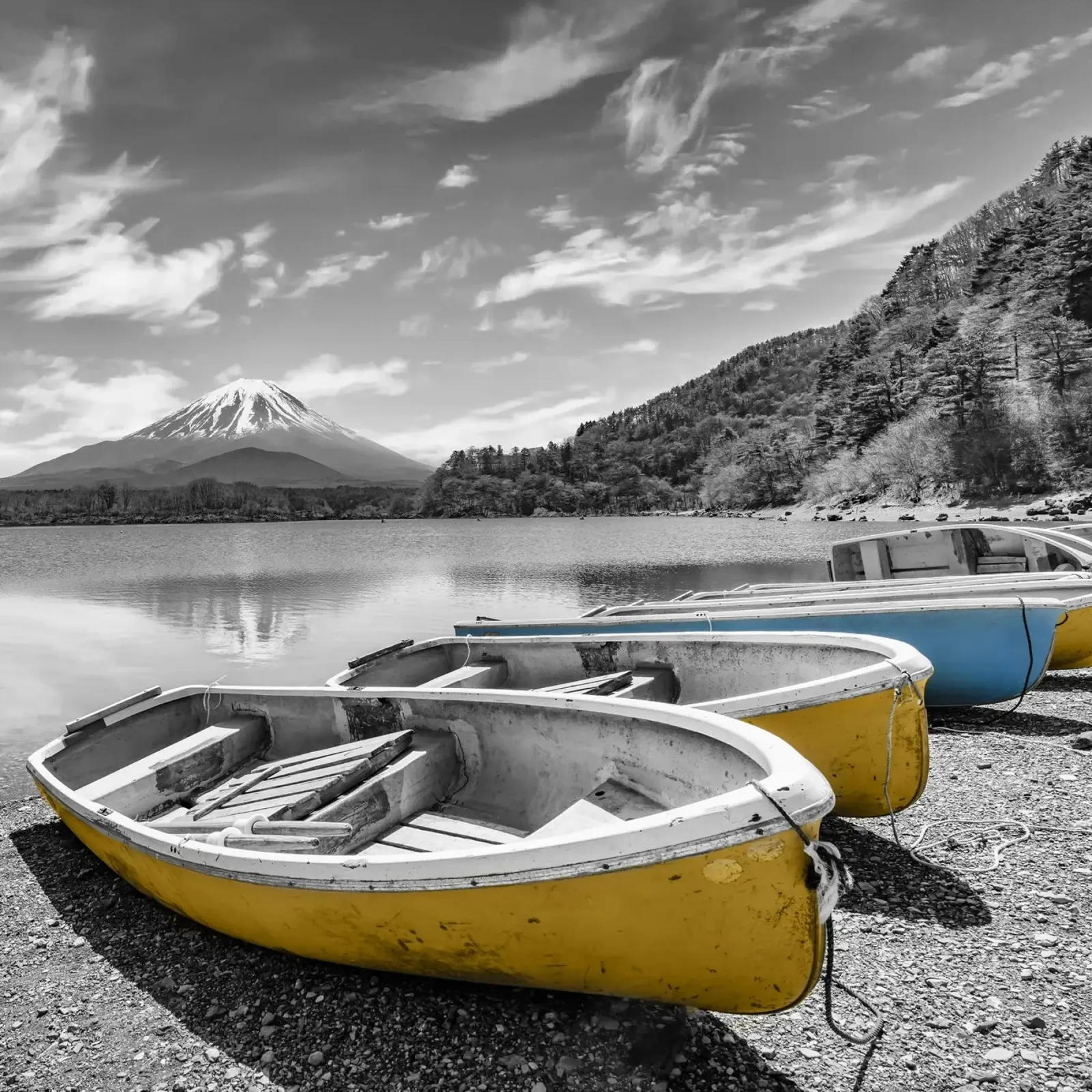 Il pittoresco lago Shoji con il Fuji | colourkey poster da Melanie Viola